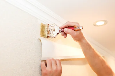 Pose de papier peint à Nassandres sur Risle — revêtements muraux et toiles de verre